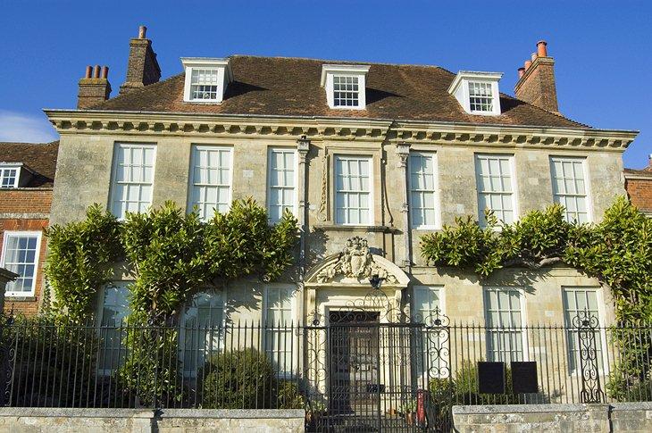 Mompesson House in Salisbury Cathedral Close